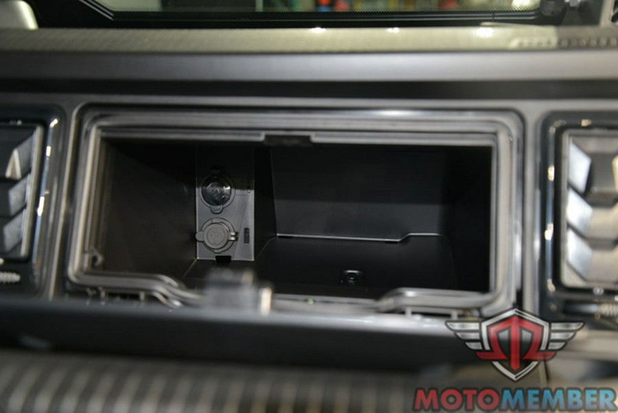 2026 Can-Am Defender Limited HD11