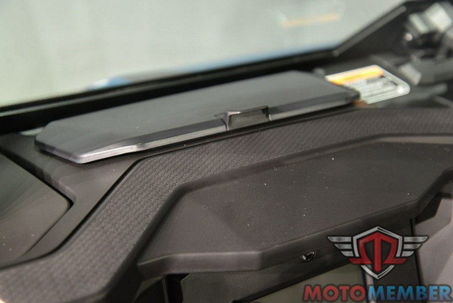 2026 Can-Am Defender Limited HD11