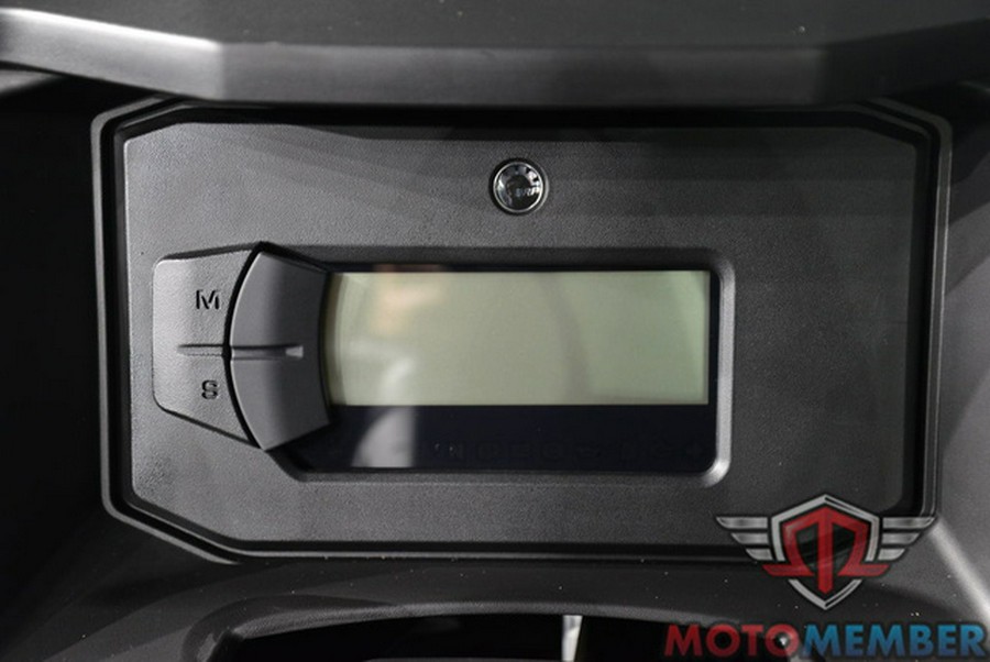 2026 Can-Am Defender Limited HD11