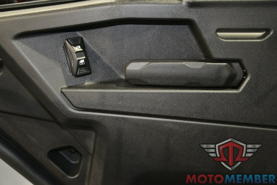 2026 Can-Am Defender Limited HD11