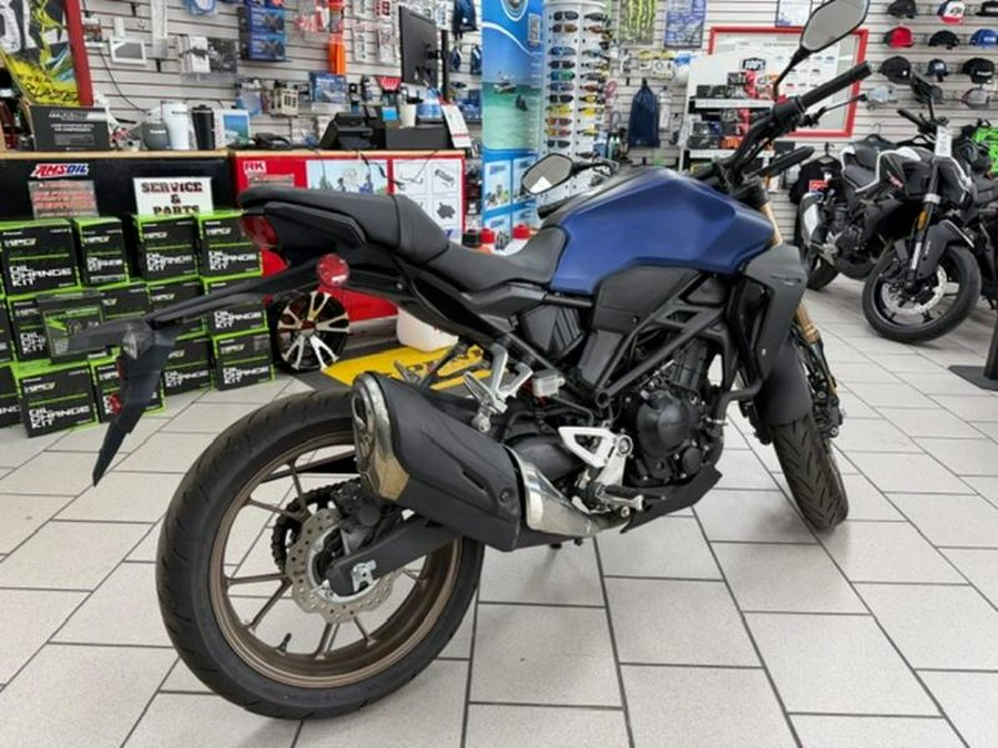 2021 Honda® CBR300R ABS