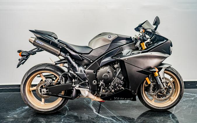 2014 Yamaha Motor Corp., USA YZF-R1
