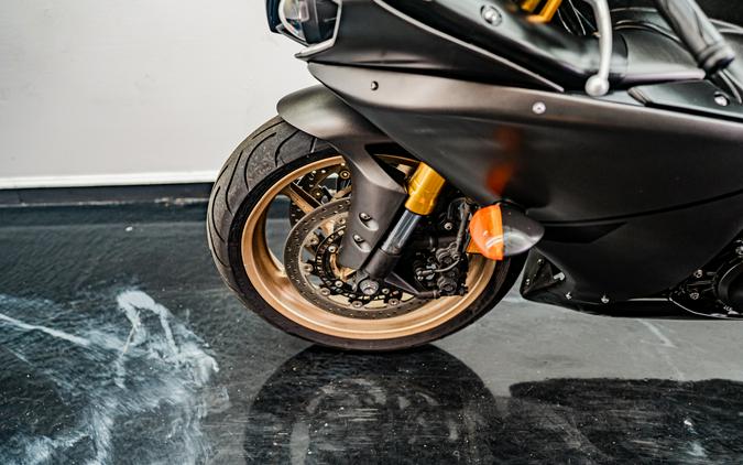 2014 Yamaha Motor Corp., USA YZF-R1