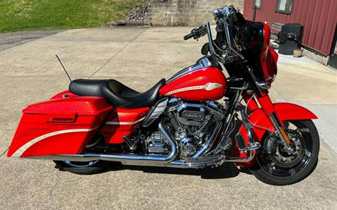 2010 Harley-Davidson CVO™ Street Glide®