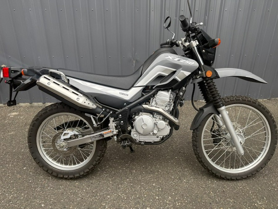 2025 Yamaha XT250