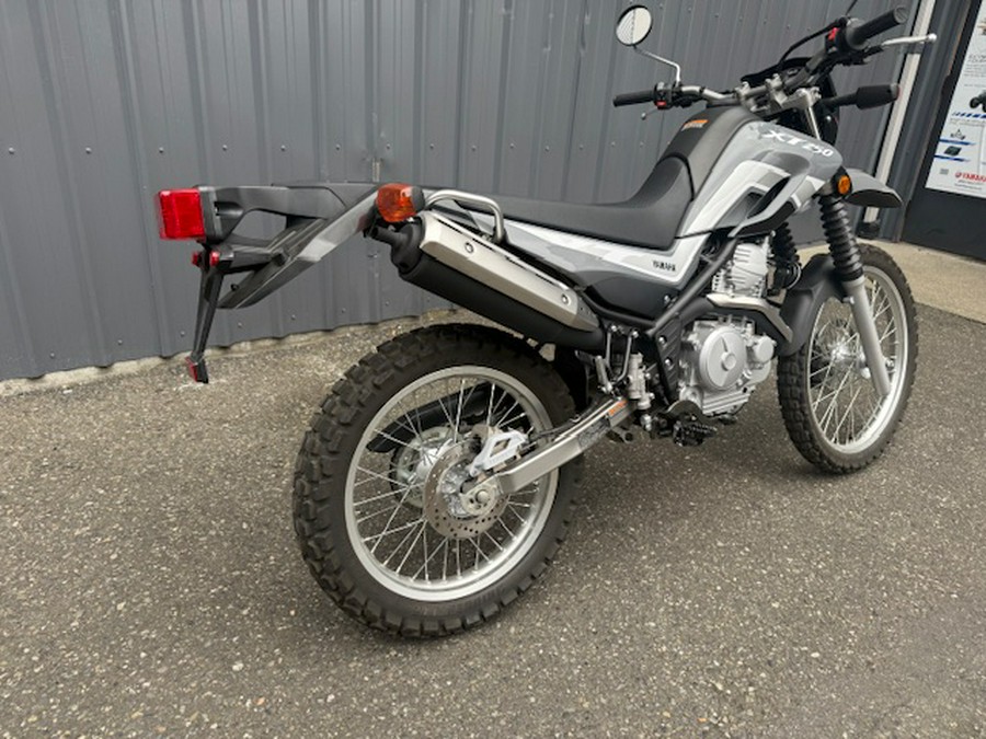 2025 Yamaha XT250