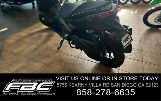 2025 Yamaha XMAX