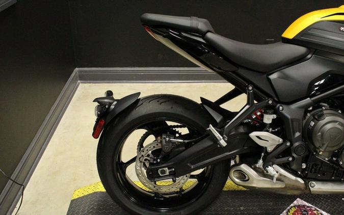 2026 Triumph Trident 660 Triple Tribute Edition Sapphire Black