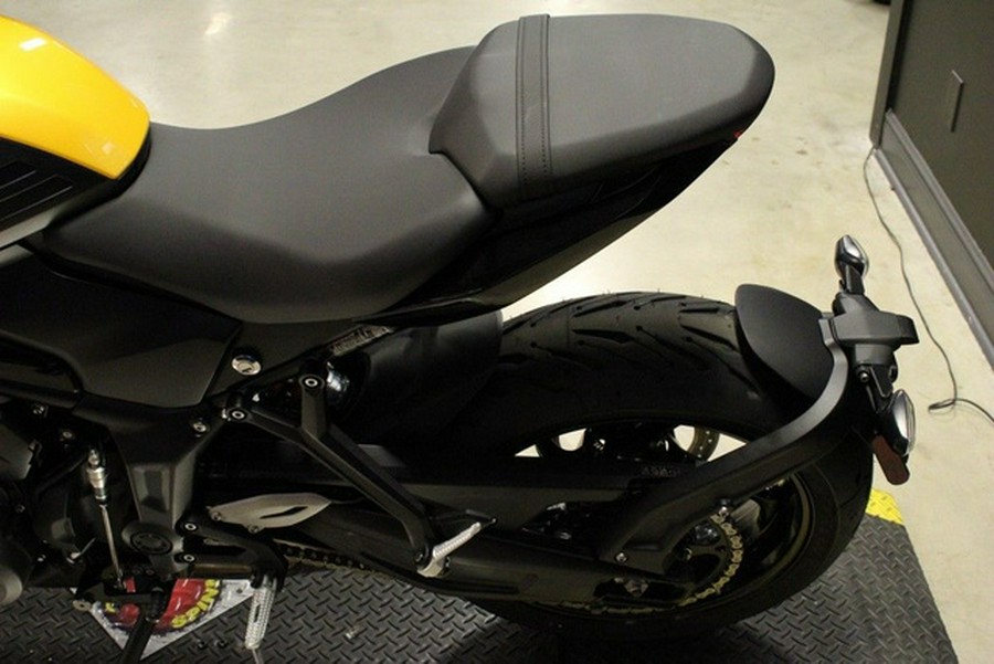 2026 Triumph Trident 660 Triple Tribute Edition Sapphire Black