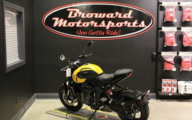 2026 Triumph Trident 660 Triple Tribute Edition Sapphire Black