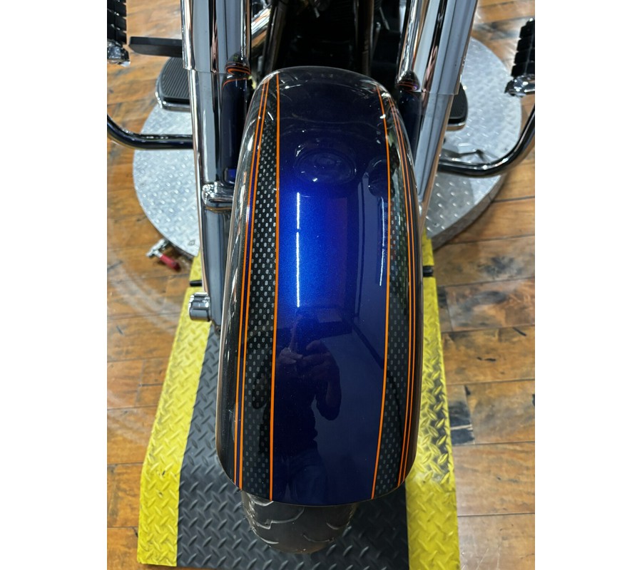 2014 Harley-Davidson Electra Glide Ultra Classic MIDNIGHT PEARL W/ PINSTRIPE