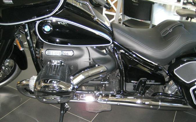 2022 BMW R1800B