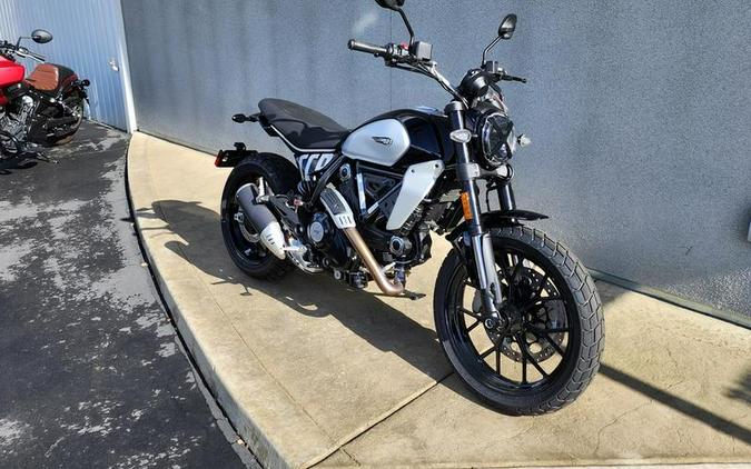 2024 Ducati Scrambler Icon (2G) Black