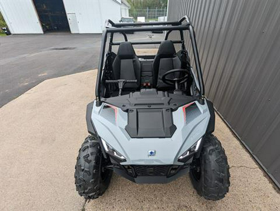 2024 Polaris RZR 200 EFI