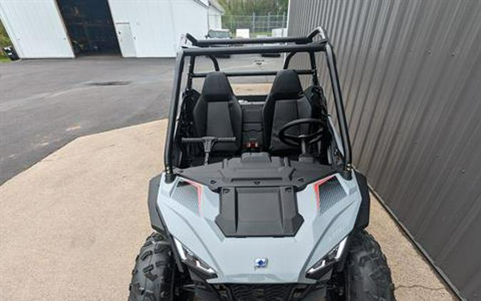 2024 Polaris RZR 200 EFI