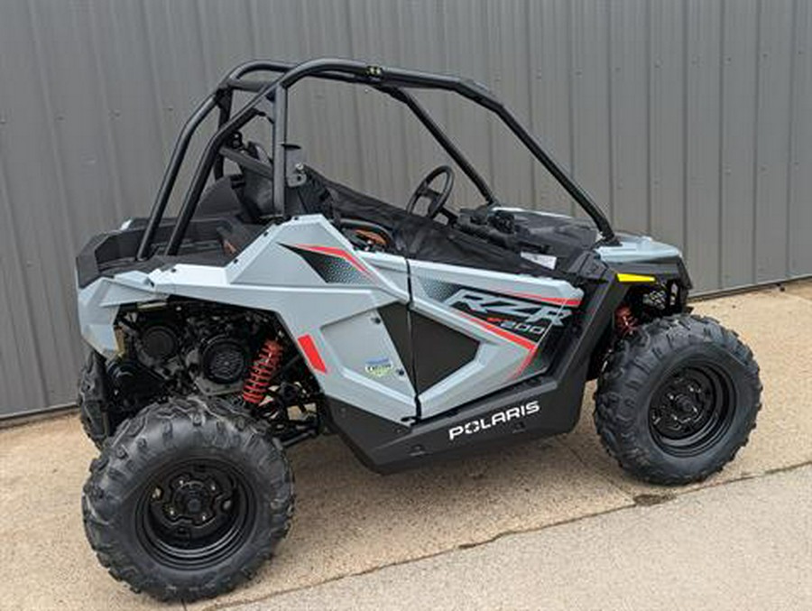 2024 Polaris RZR 200 EFI