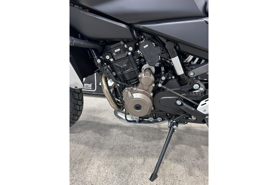 2025 Husqvarna Motorcycles Svartpilen 801