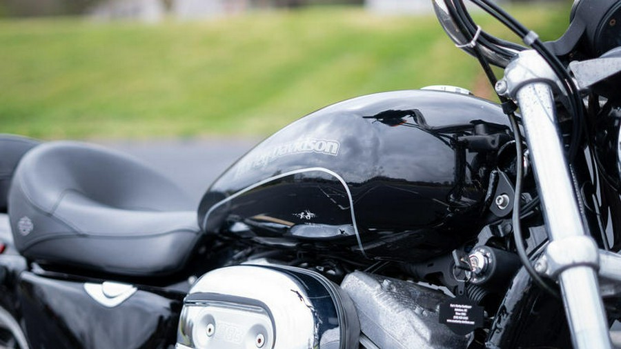 2017 Harley-Davidson® XL883L - SuperLow®