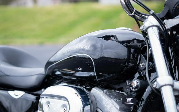 2017 Harley-Davidson® XL883L - SuperLow®