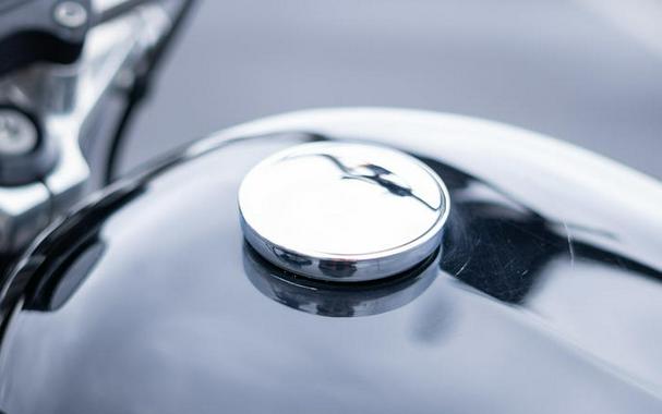 2017 Harley-Davidson® XL883L - SuperLow®