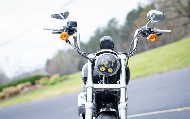 2017 Harley-Davidson® XL883L - SuperLow®