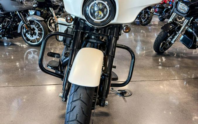 2018 Harley-Davidson FLHXS - Street Glide Special