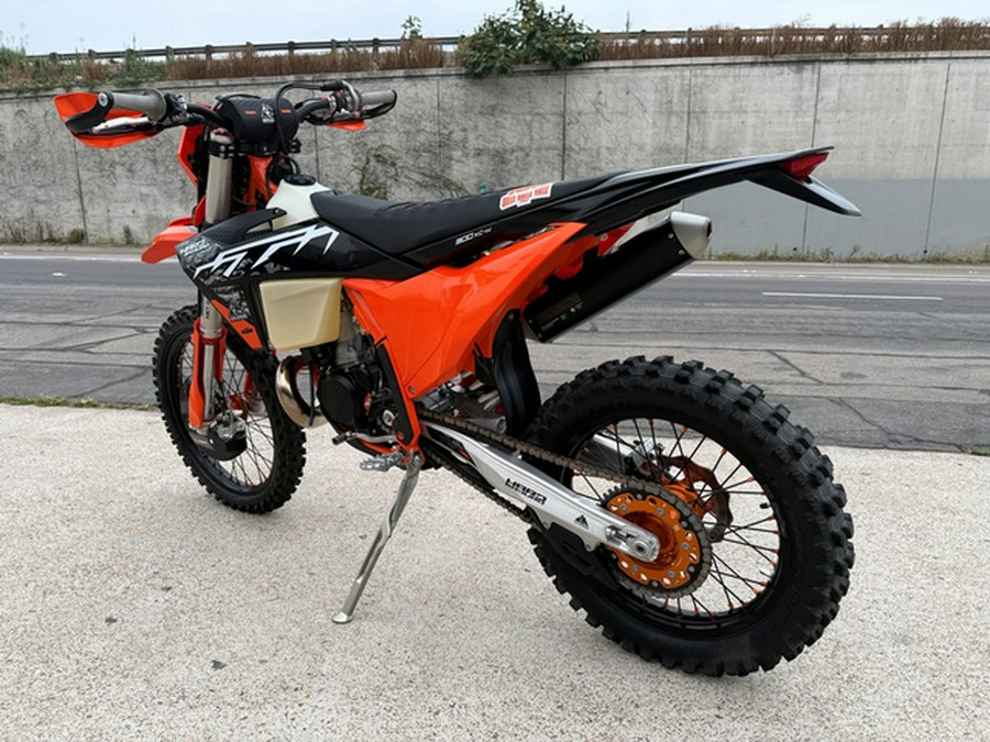 2025 KTM XC 300 W Hardenduro