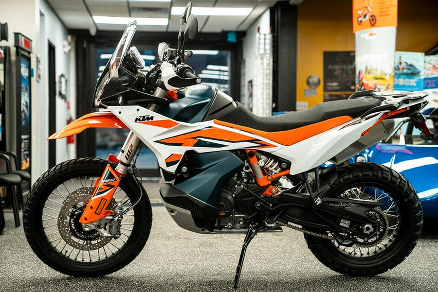 2024 KTM 890 Adventure R