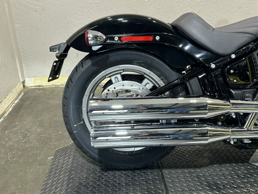 Harley-Davidson Softail Standard 2024 FXST 84468367 VIVID BLACK