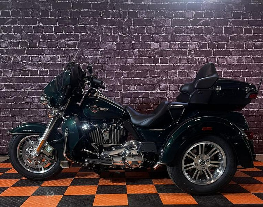 2024 Harley-Davidson® FLHTCUTG - Tri Glide® Ultra