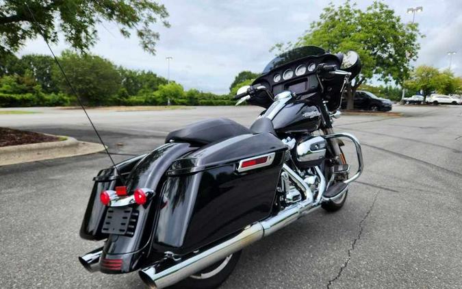 2020 Harley-Davidson Street Glide® Base