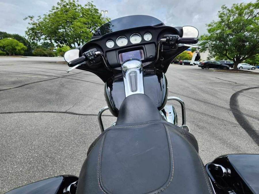 2020 Harley-Davidson Street Glide® Base