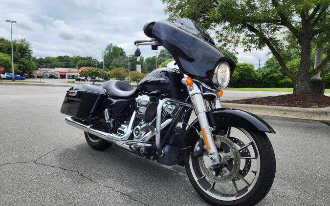 2020 Harley-Davidson Street Glide® Base