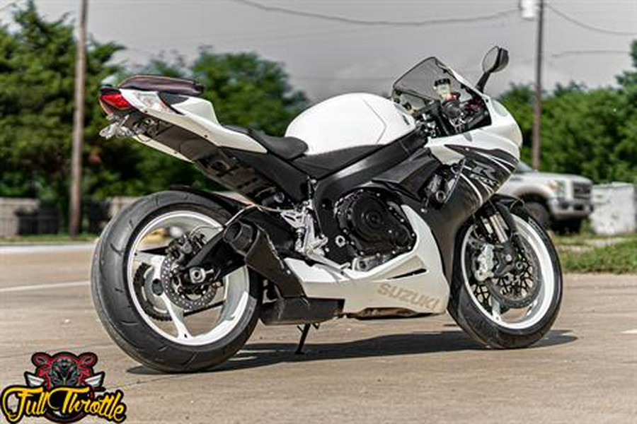 2011 Suzuki GSX-R600™