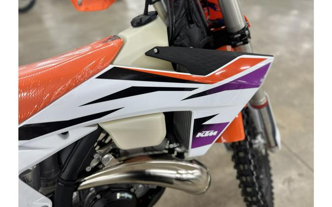 2025 KTM XC 300