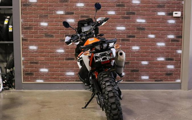 2022 KTM 890 Adventure R