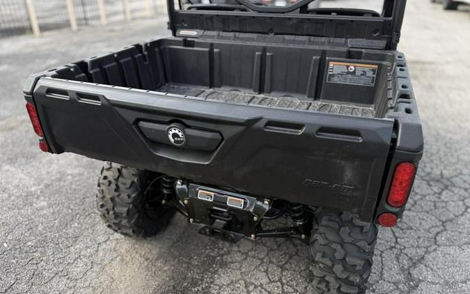 2025 Can-Am® Defender DPS HD7 Compass Green