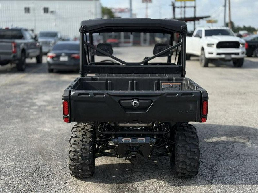 2025 Can-Am® Defender DPS HD7 Compass Green