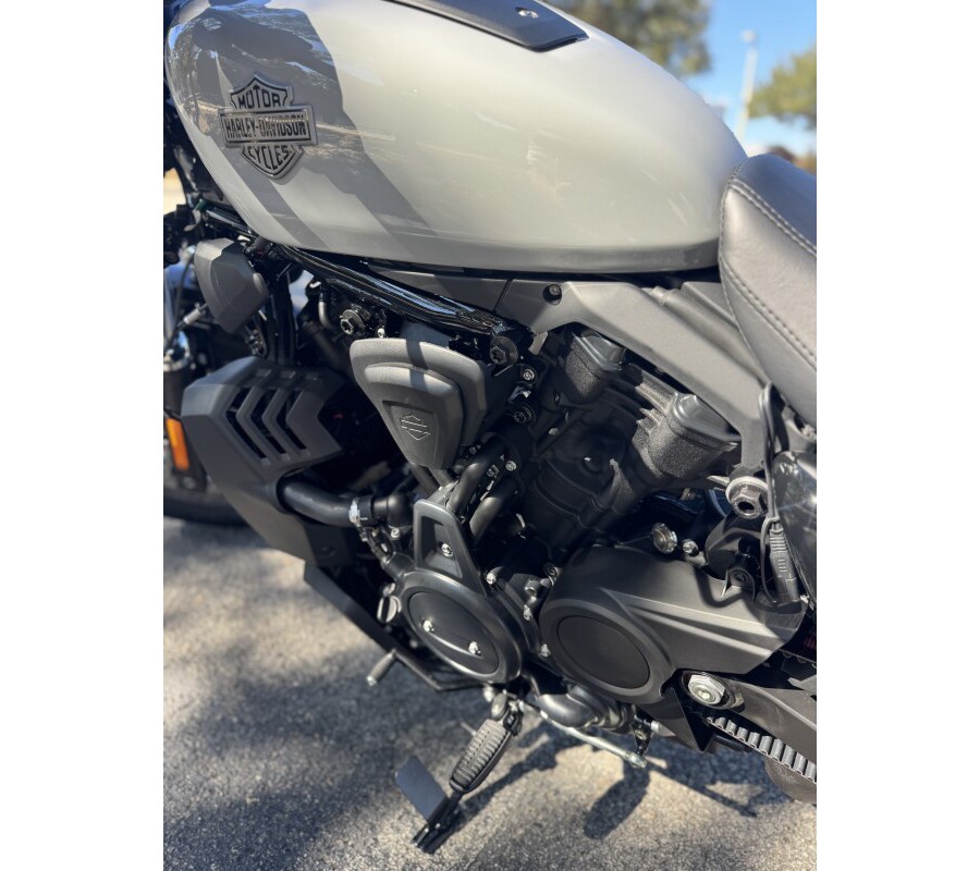 2025 Harley-Davidson® Nightster® Special