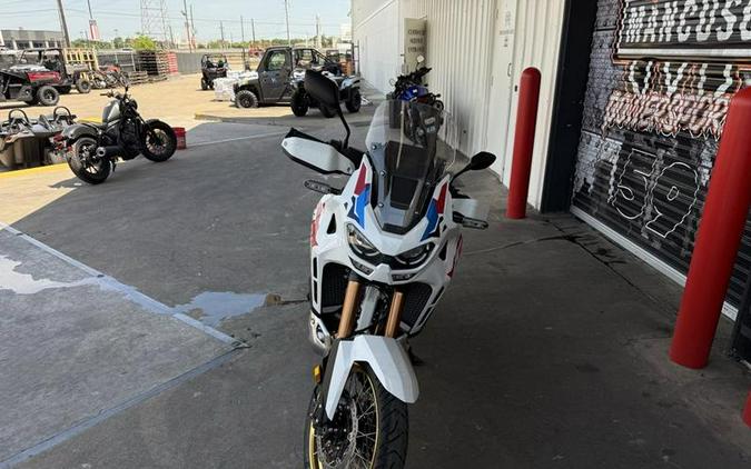 2025 Honda® Africa Twin Adventure Sports ES DCT