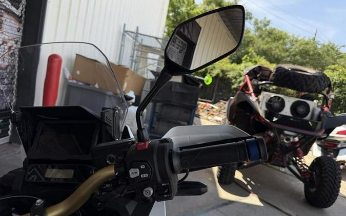 2025 Honda® Africa Twin Adventure Sports ES DCT