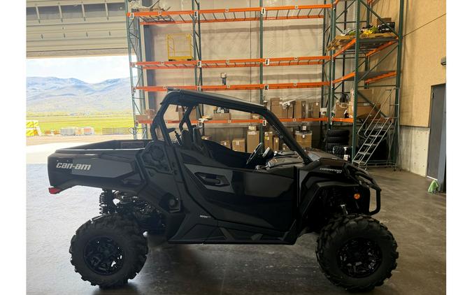 2026 Commander XT 700 - Can-Am