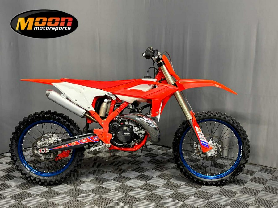 2025 BETA MOTORCYLES RX 300