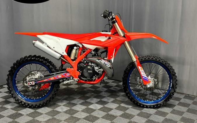 2025 BETA MOTORCYLES RX 300