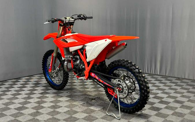 2025 BETA MOTORCYLES RX 300