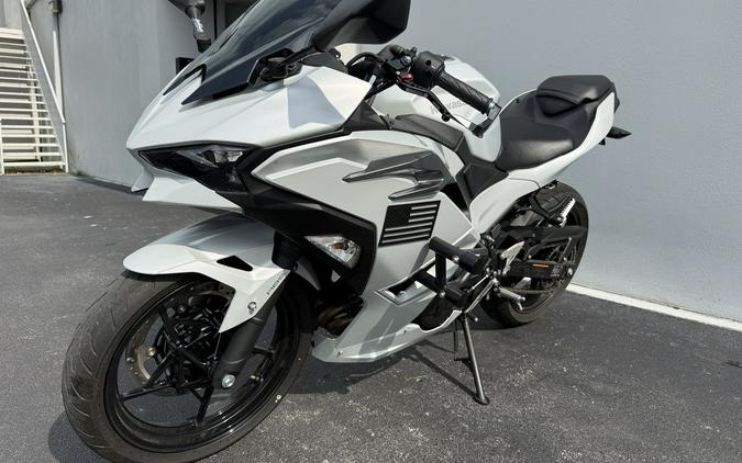 2025 Kawasaki Ninja 500 ABS