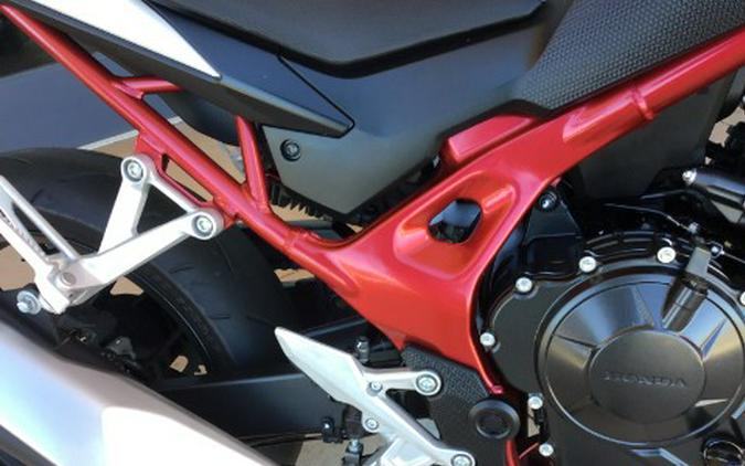 2025 Honda CB750 Hornet