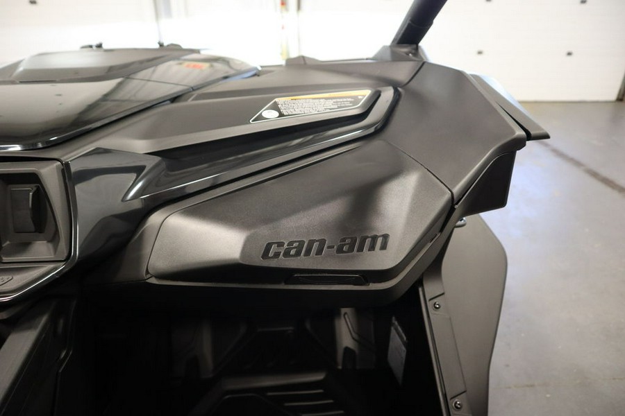 2024 Can-Am® Maverick R 999T DCT