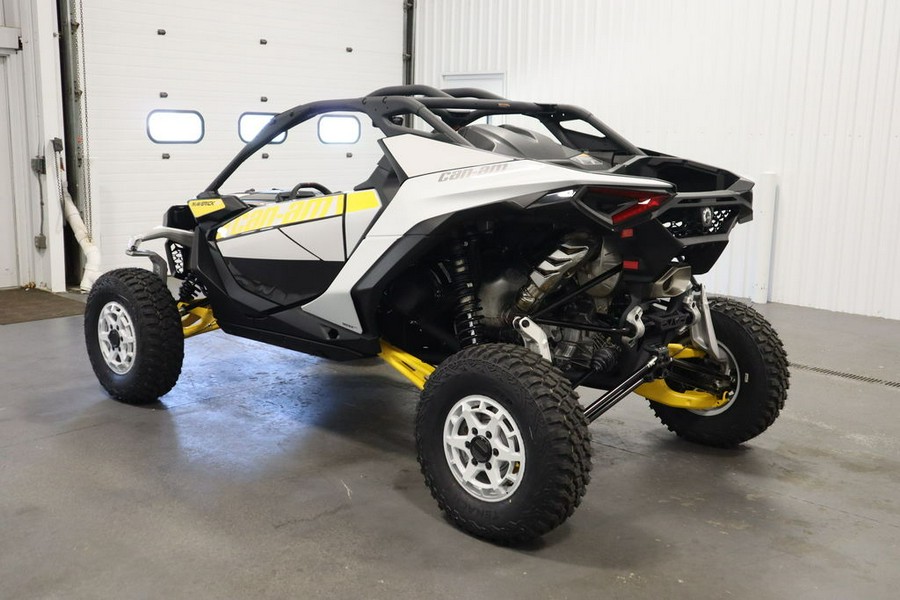 2024 Can-Am® Maverick R 999T DCT