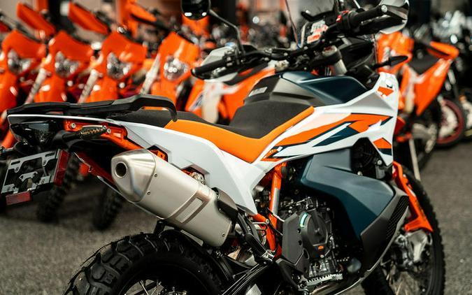 2024 KTM 890 Adventure R